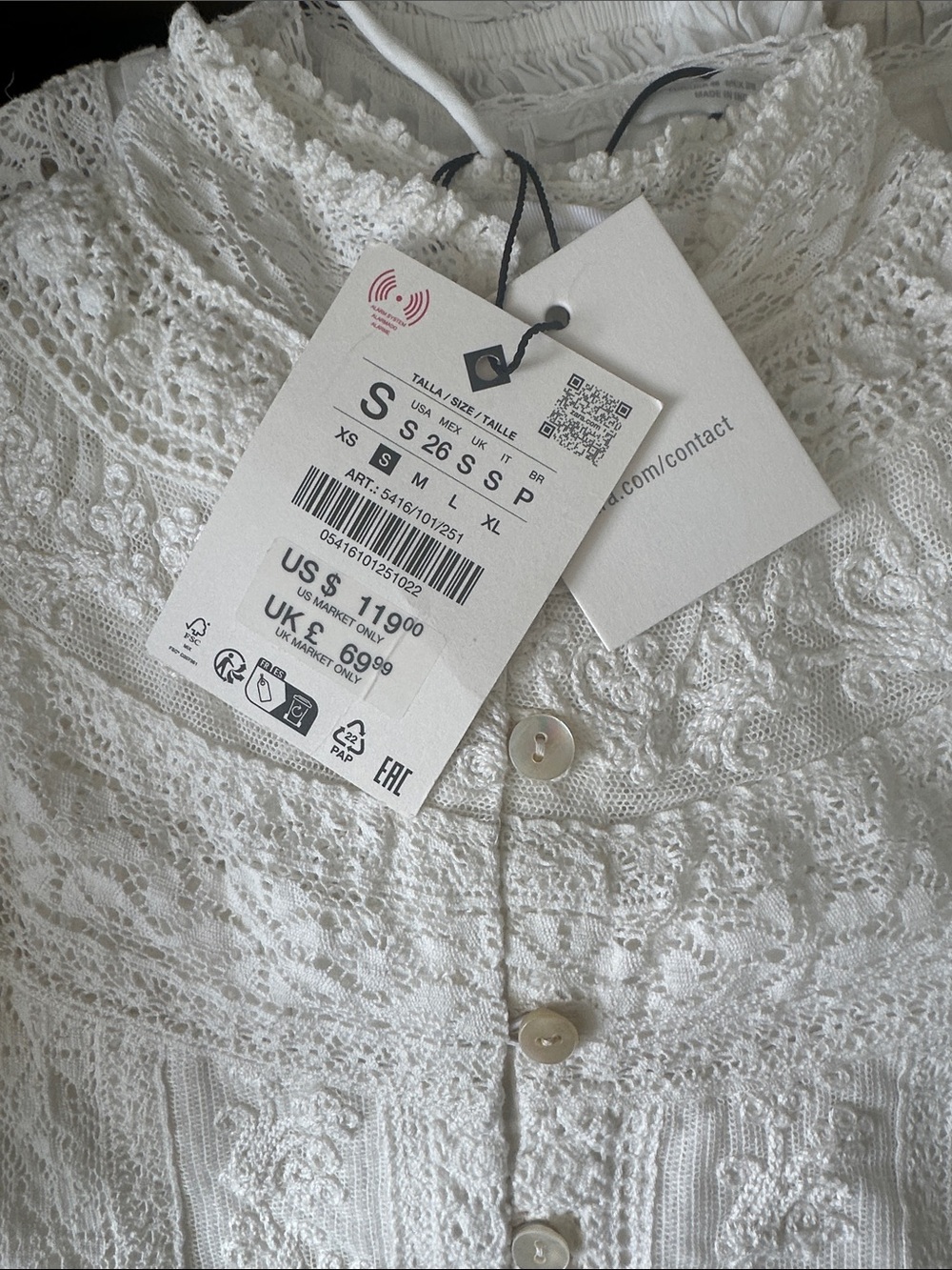 EMBROIDERED LACE PLEATED BLOUSE 5416/101/251
Zara Cream Lace-Trim Victorian - Picture 13 of 14